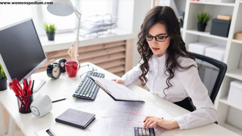 Jobs for working moms accountant or auditor