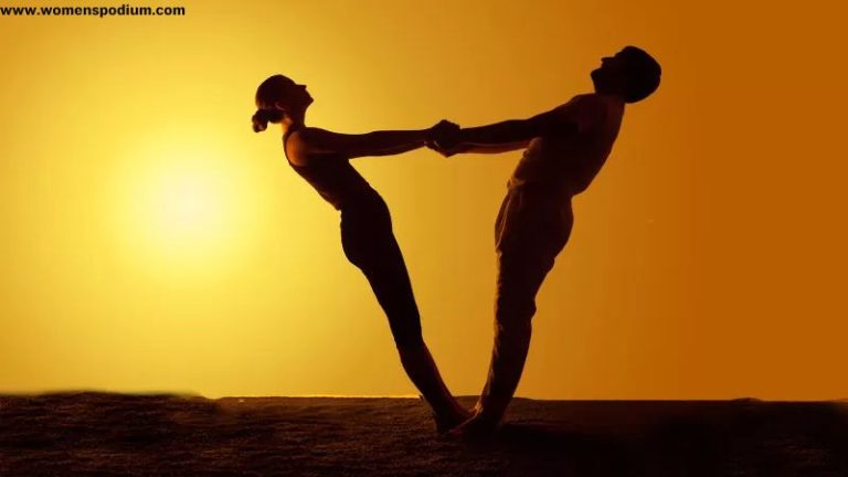 Partner Yoga Poses For Couples to enhance Love in Relationship!